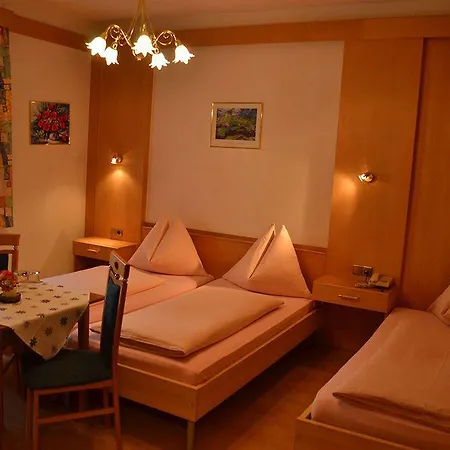 فندق توتيرمان 3*